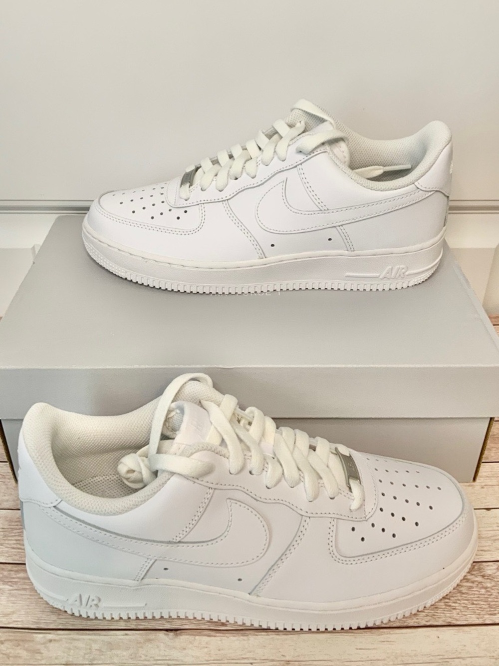 Authentic Nike Air Force 1 Sneakers NIB